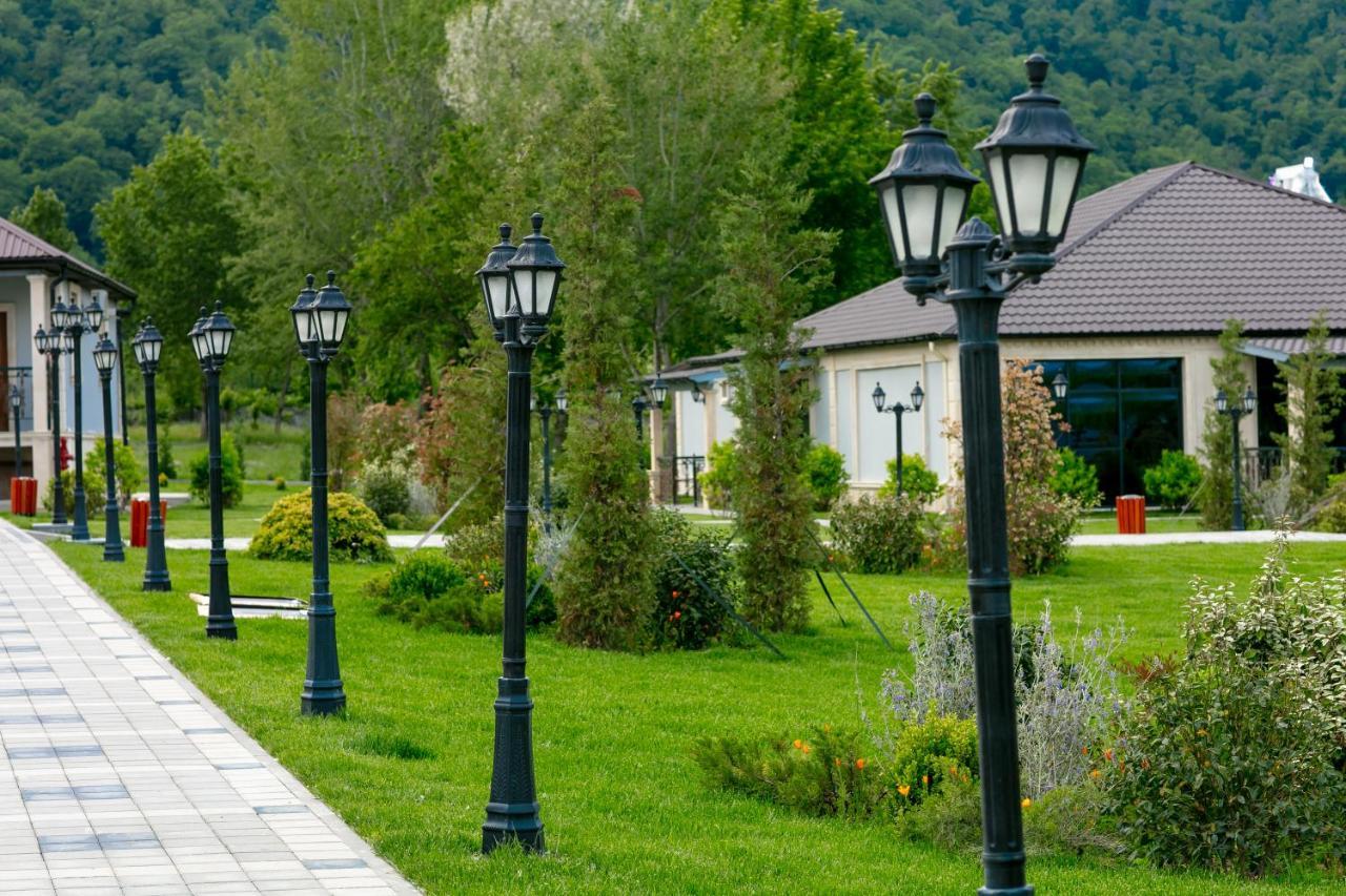 Nohur Hotel Gabala Nohurqislaq Buitenkant foto