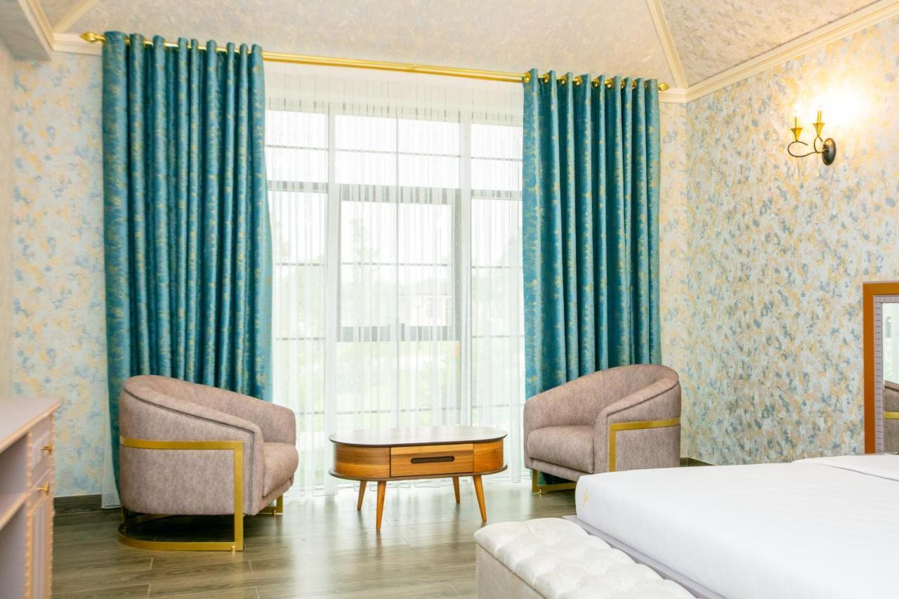 Nohur Hotel Gabala Nohurqislaq Buitenkant foto