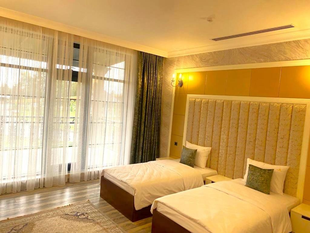 Nohur Hotel Gabala Nohurqislaq Buitenkant foto